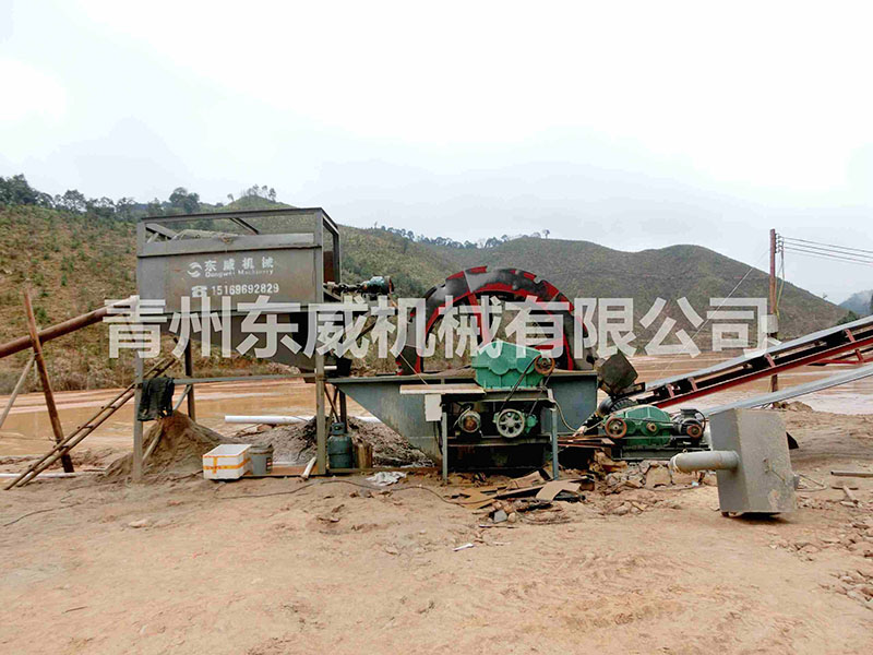 抽沙、輪式洗沙機(jī)應(yīng)用現(xiàn)場(chǎng)